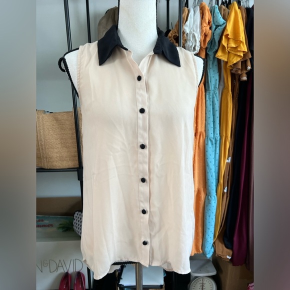 Kiss high low sleeves top - Picture 1 of 7